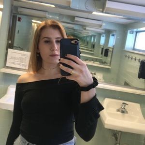 Meet your Posher, Helena